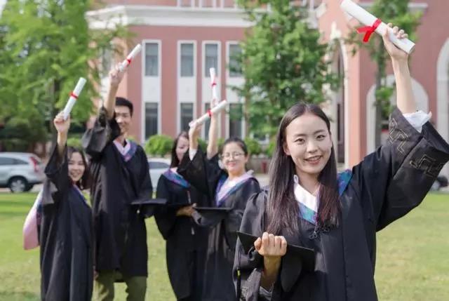 香港留学报读时间最全指南！秋季硕士报名已经开始啦！